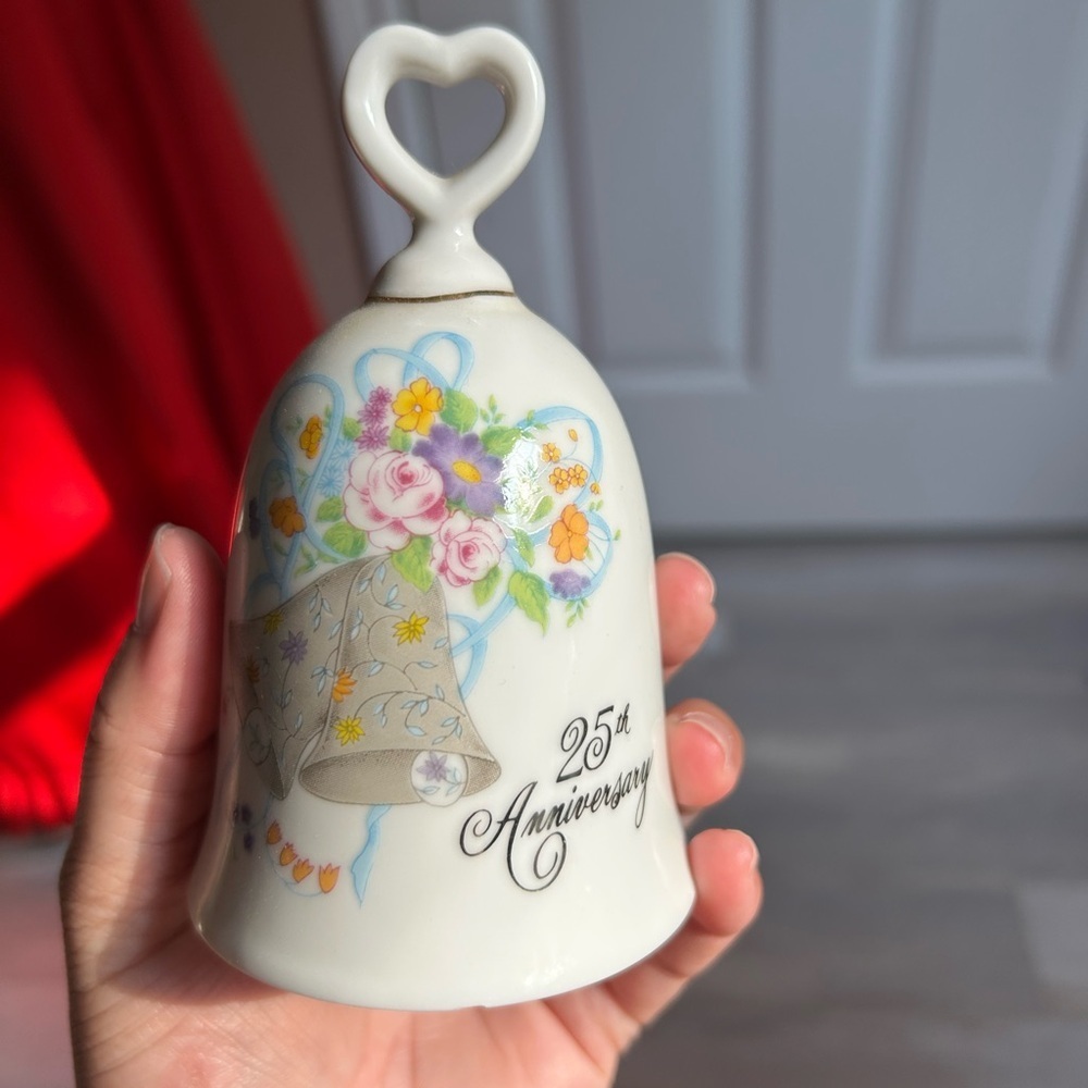 🔥$2 ceramic china 25th Anniversary Floral Bell 🔔